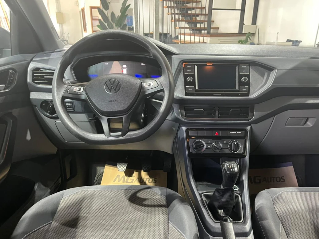 imagen 0 de vehiculo con id 2140